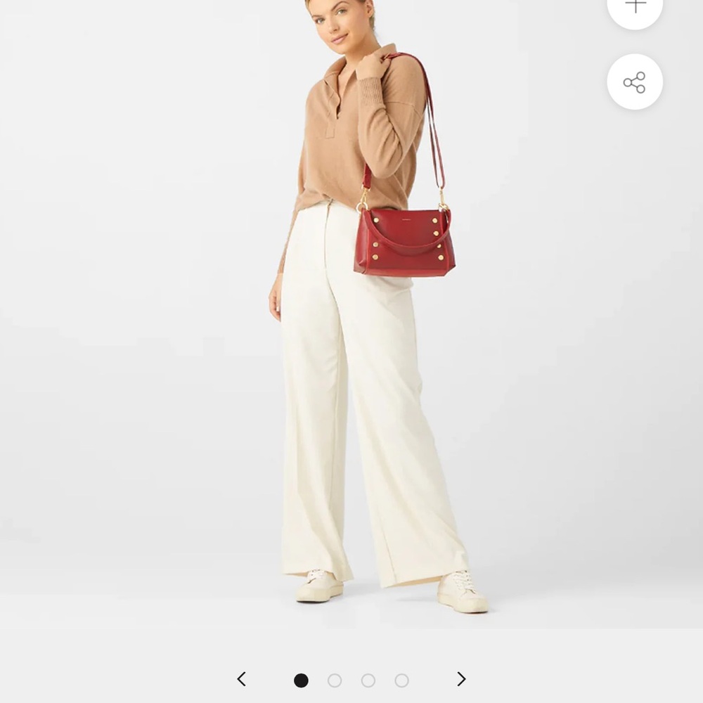 NWTS HAMMITT Bryant Med, a Leather Shoulder Bag with Gold Studs - Picture 4 of 4